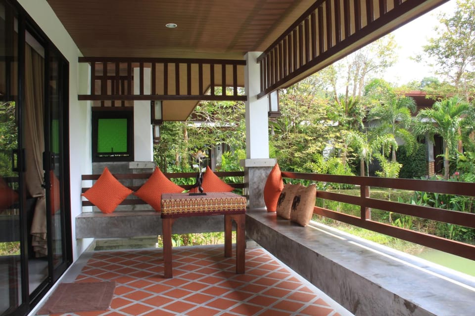 Arthaya Villas Resort in Sala Dan