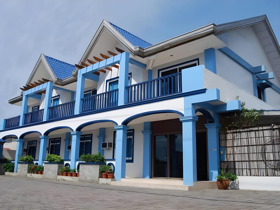 Blue Harbor Inn Inn in Calabarzon