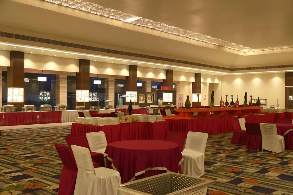 Hotel Solitaire Grand Hotel in Haryana