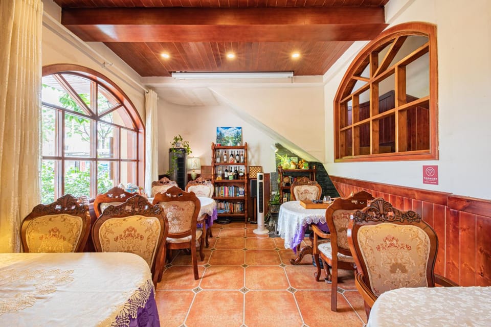 Junshe Bontique Guest House Hostel in China