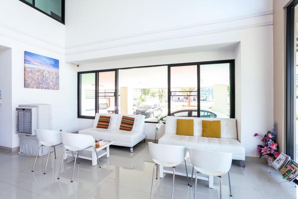 V-twin Condo Donjan Apartment hotel in Chiang Mai