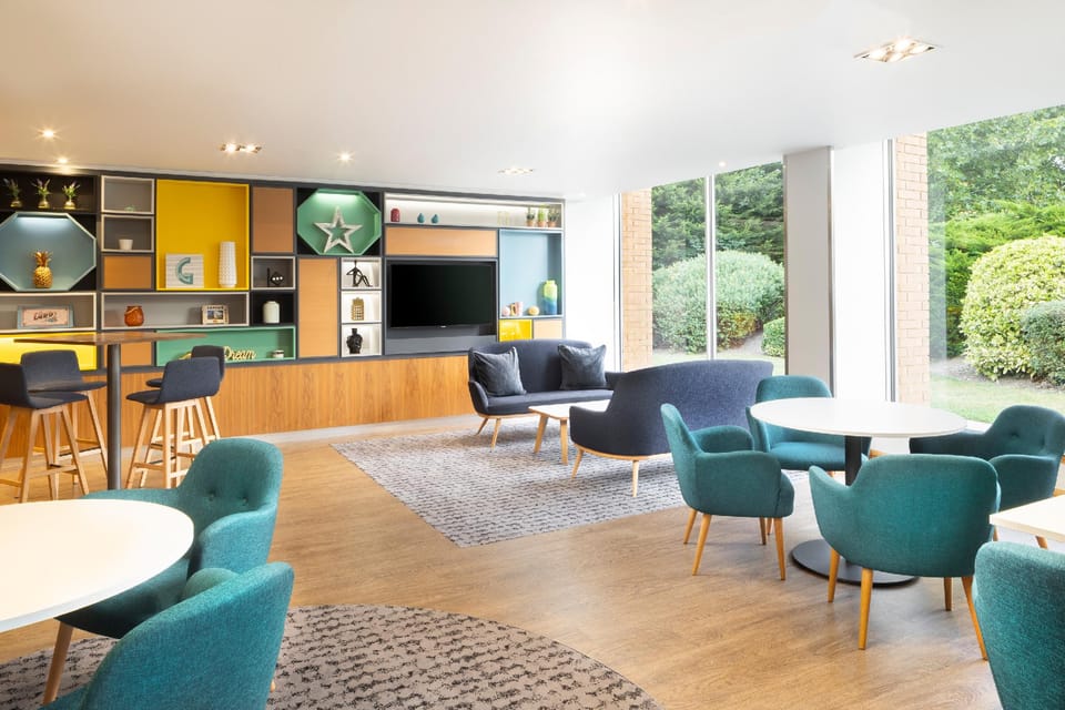 Holiday Inn London - Gatwick Airport By IHG Hotel in Horley