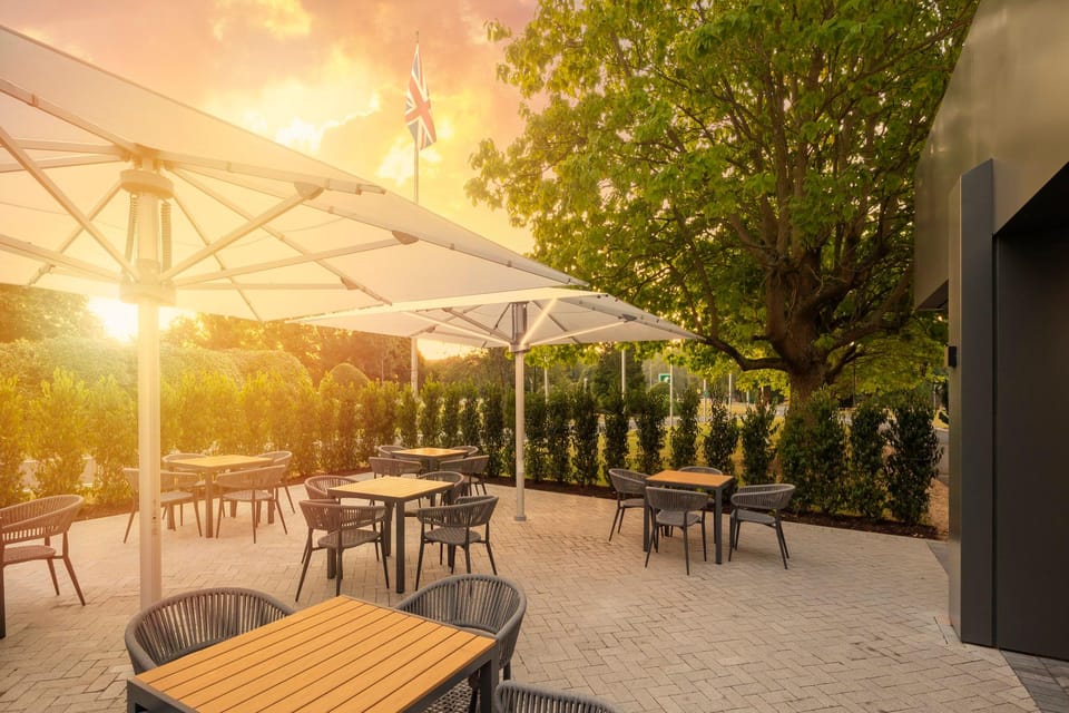Holiday Inn London - Gatwick Airport By IHG Hotel in Horley