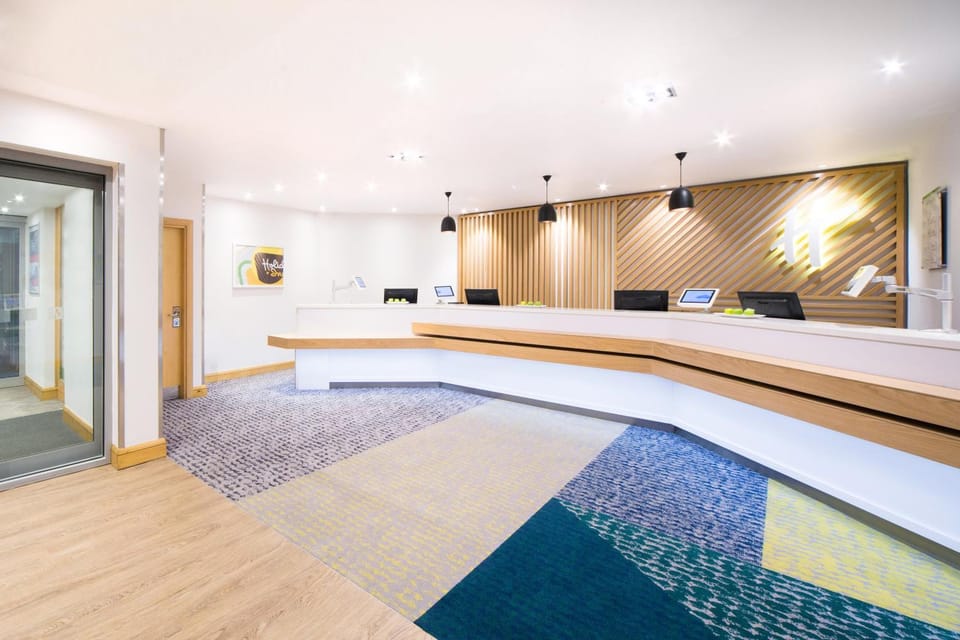 Holiday Inn London - Gatwick Airport By IHG Hotel in Horley