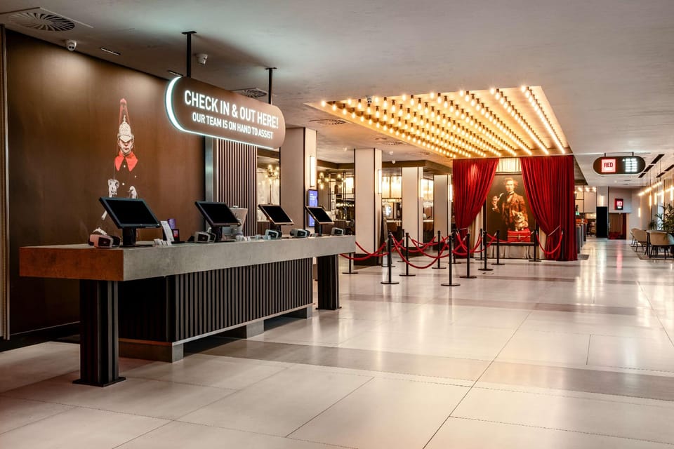 Radisson Hotel & Conference Centre London Heathrow Hotel in Sipson