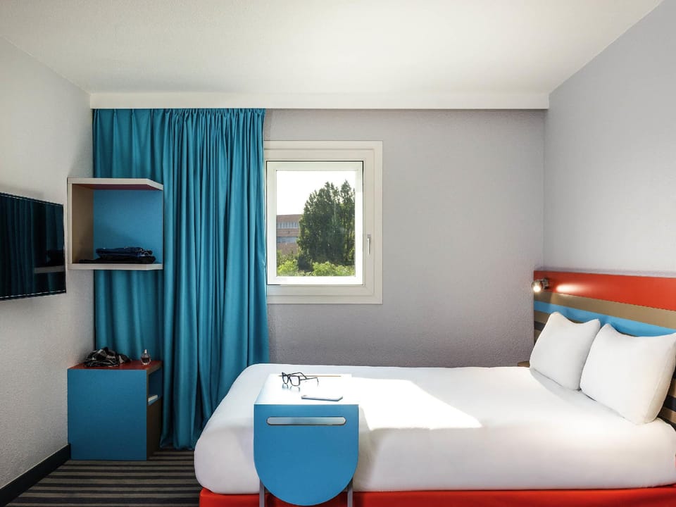 Guestroom