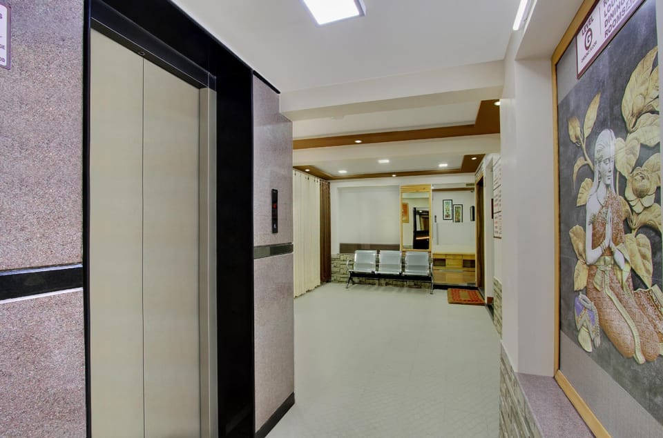 Bluemoon Comforts Hotel in Bengaluru