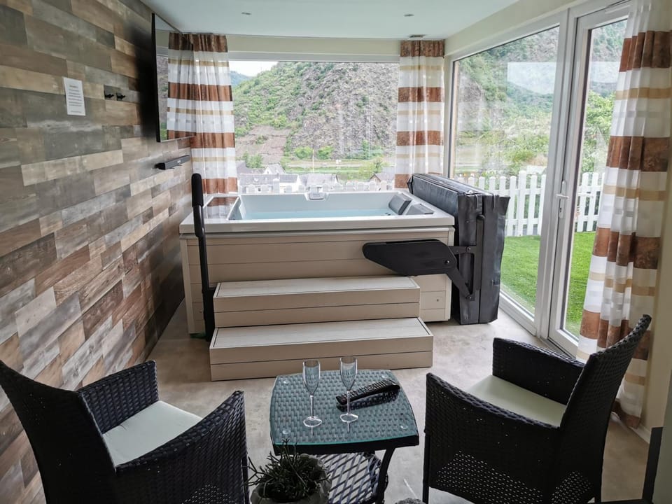 Anitas Ferienhaus Hotel in Cochem-Zell