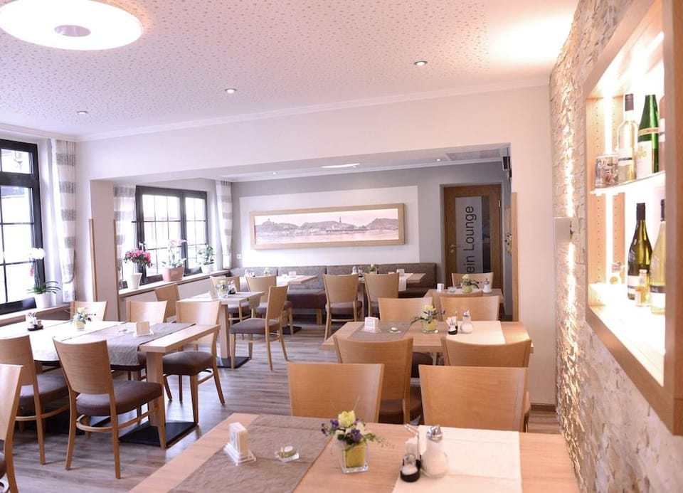 Weinhaus Grafen Hotel in Cochem-Zell