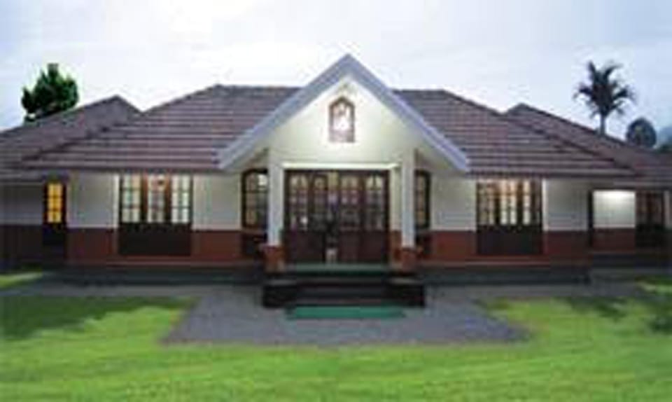 3 Hills County Hotel Resort in Kerala