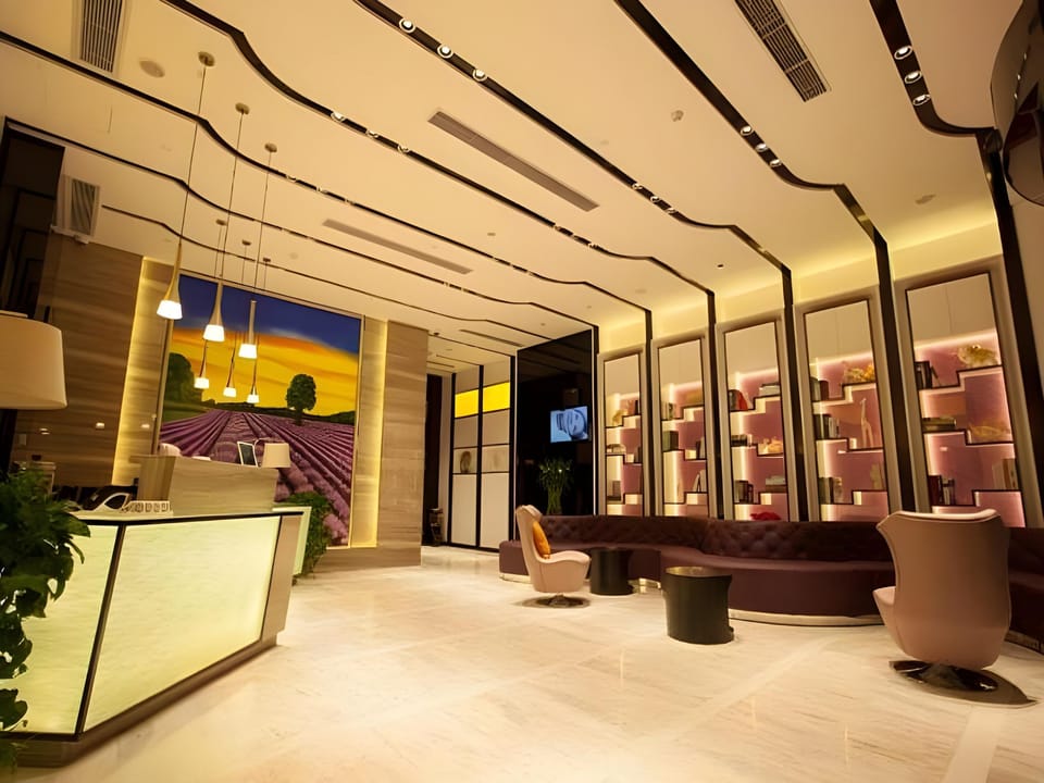 Lavande Hotel Jiaxing Zhongshan East Road Babaiban Branch Hotel in Zhejiang
