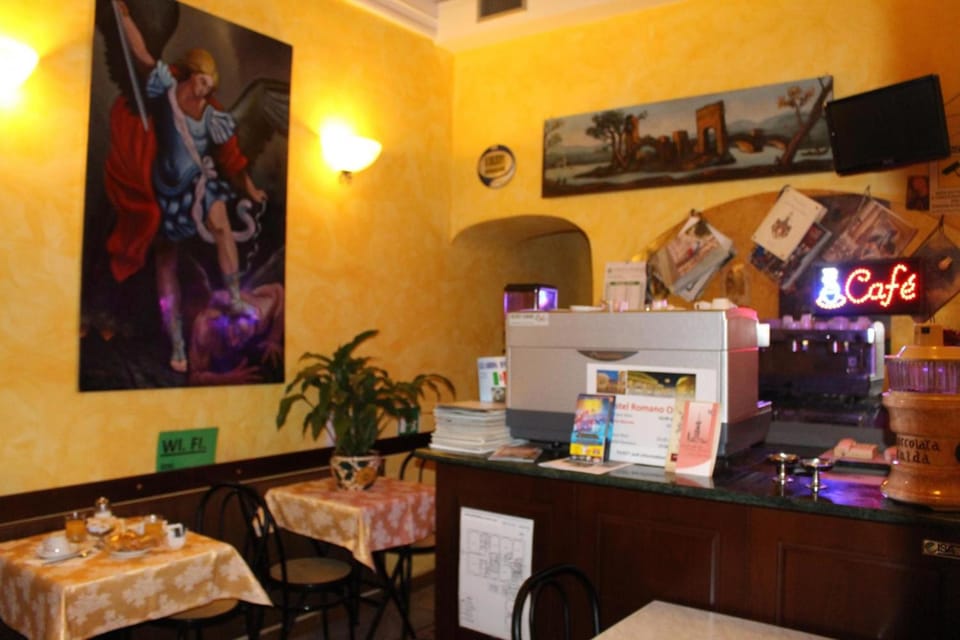 Bar/lounge