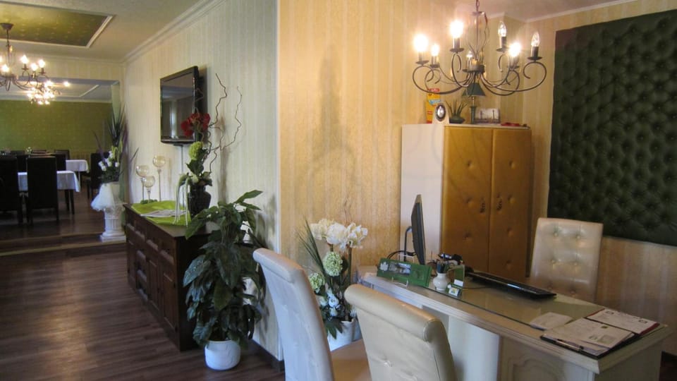 Ahorn Hotel Hotel in Poland