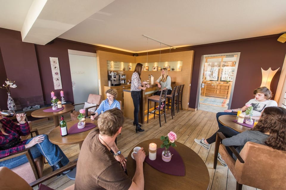 Bar/lounge
