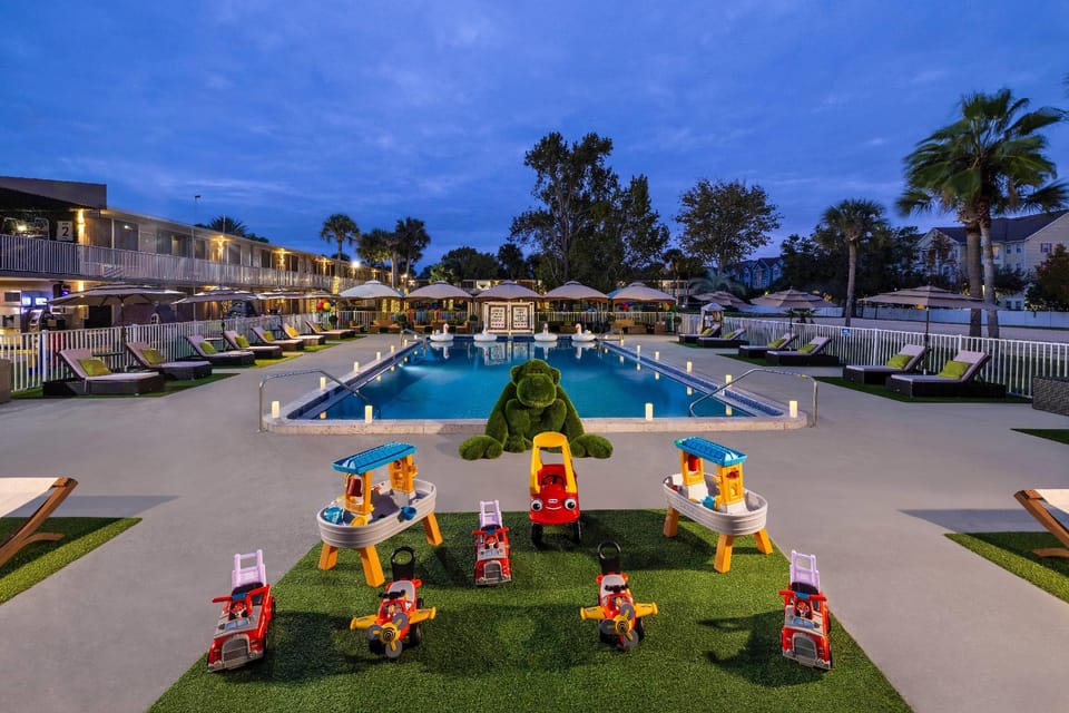 Magic Moment Resort & Kids Club, Dazzler Select by Wyndham Hotel in Osceola County