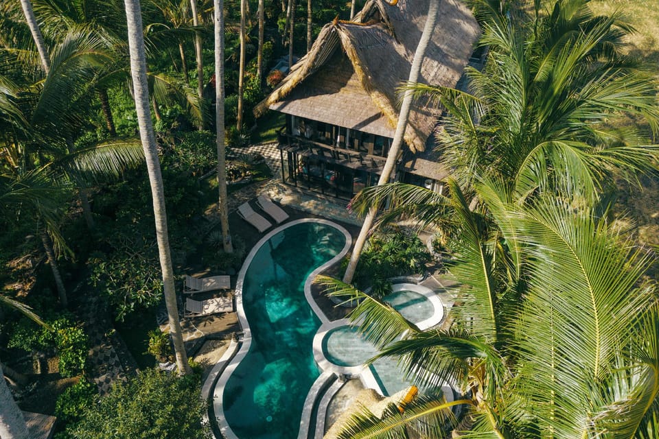 Most Exotic Beachfront Villa Keong Resort in Kerambitan