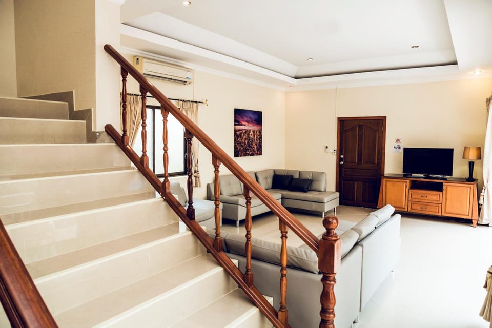 Avoca Pool Villas Resort in Pattaya City