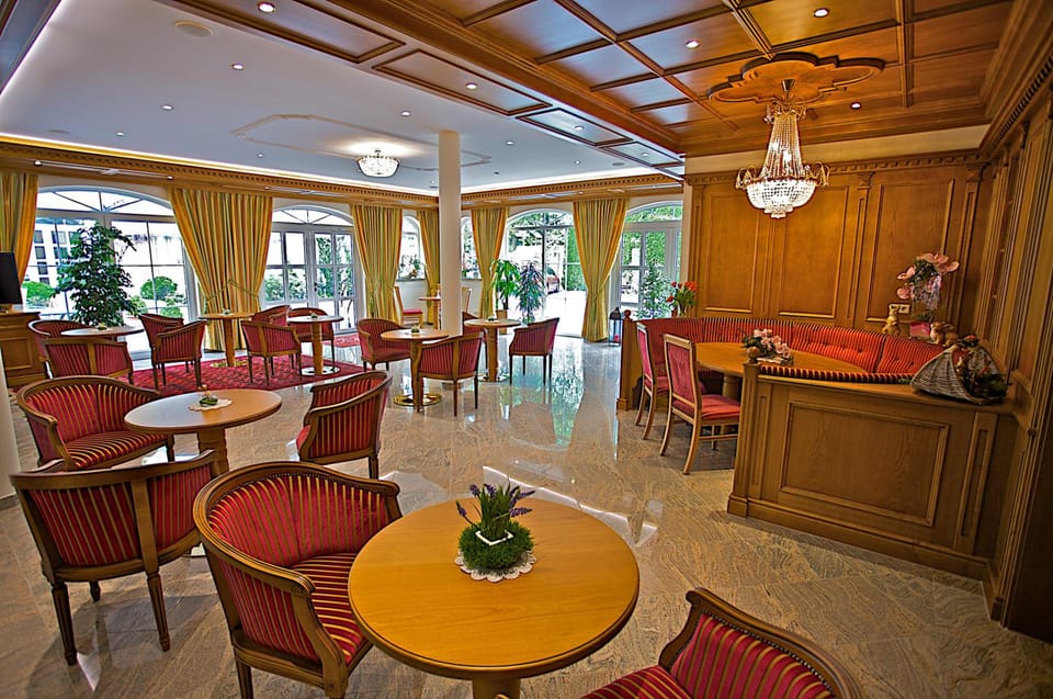 Bar/lounge