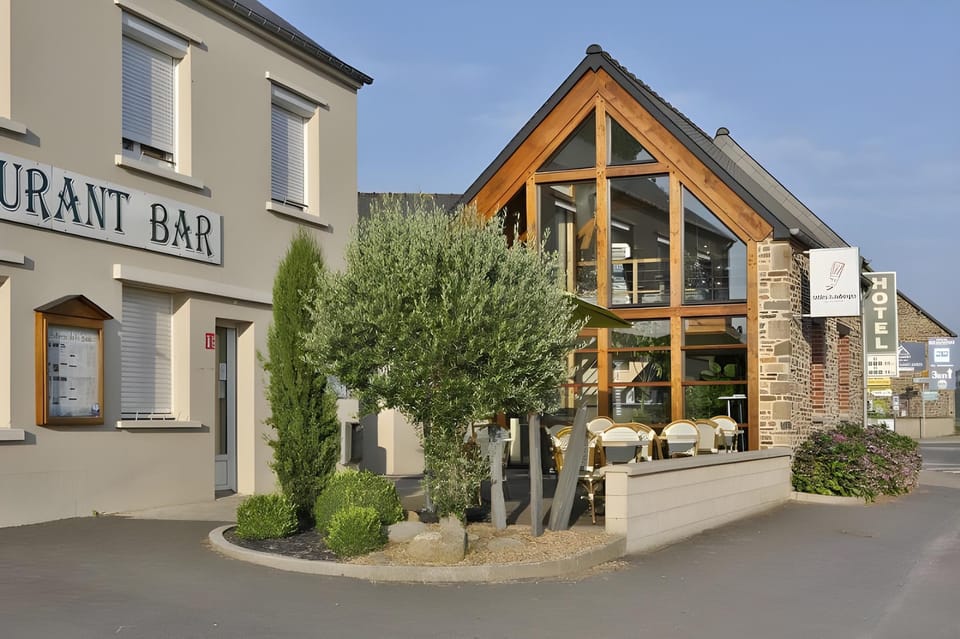 Hotel Auberge De La Baie Hotel in Brittany