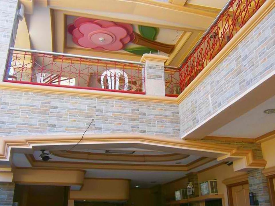 Eden Travellers Lodge Lodge in Puerto Princesa