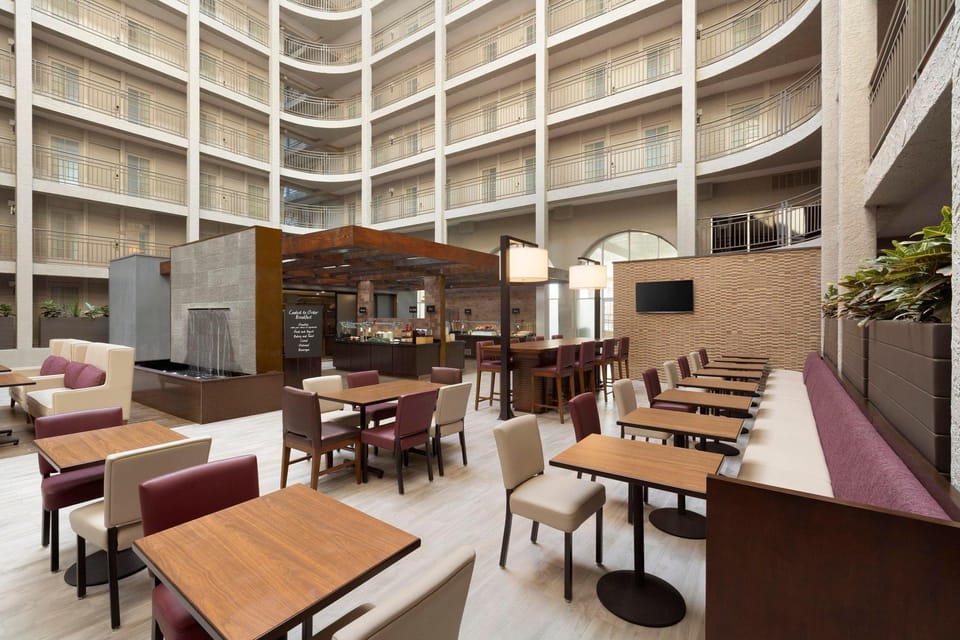 Embassy Suites by Hilton El Paso Hotel in Ciudad Juarez