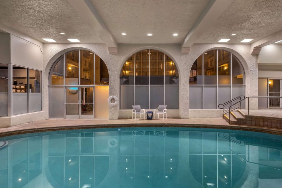Embassy Suites by Hilton El Paso Hotel in Ciudad Juarez