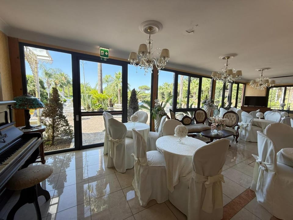 Hotel Happy Days Hotel in Campania