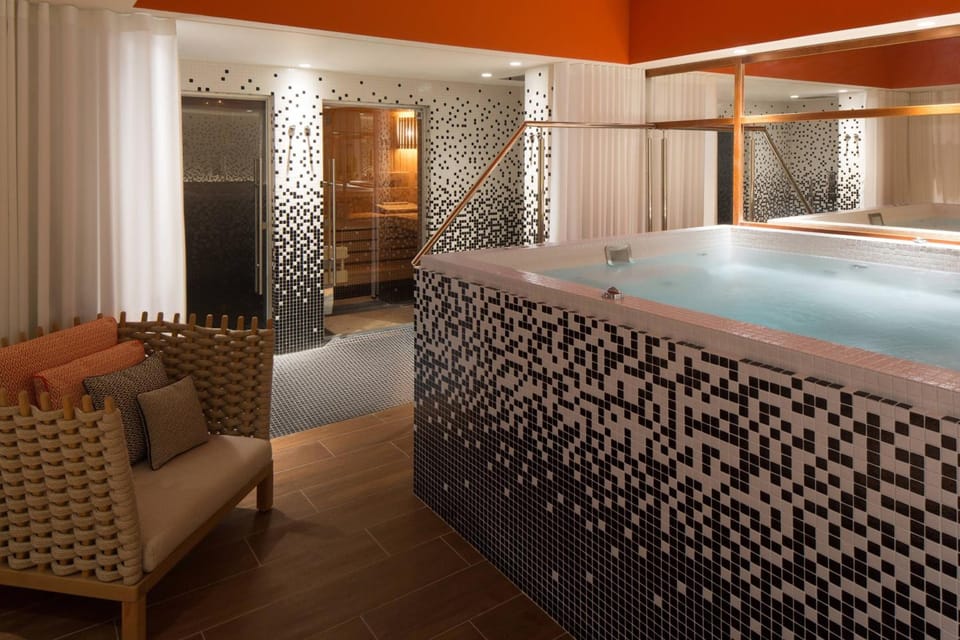 Renaissance Paris Republique Hotel Hotel in Paris