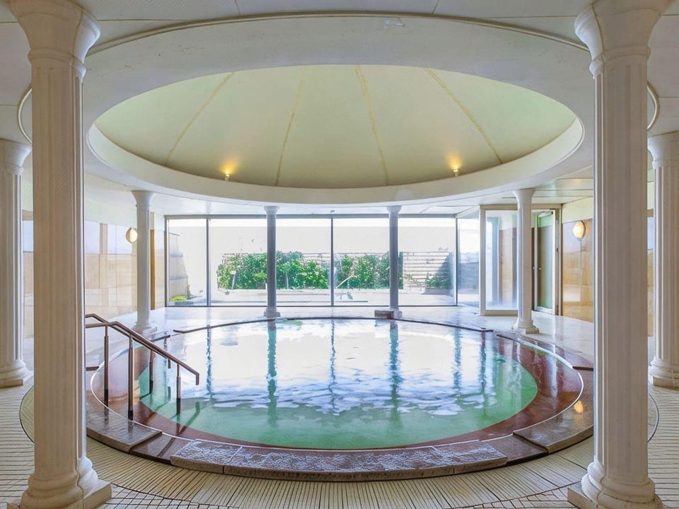 Hotel Arrowle Resort in Ishikawa Prefecture