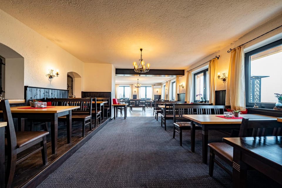 Berghotel & Chalets Adersberg Chiemgau Card kostenfrei Hotel in Grassau