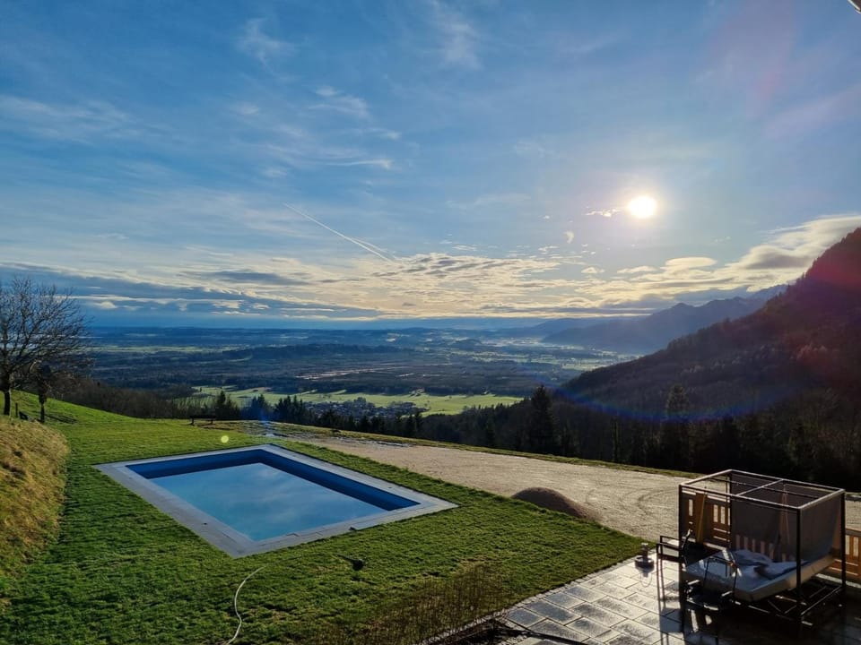 Berghotel & Chalets Adersberg Chiemgau Card kostenfrei Hotel in Grassau