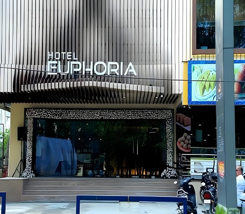 Hotel Euphoria Hotel in Bengaluru