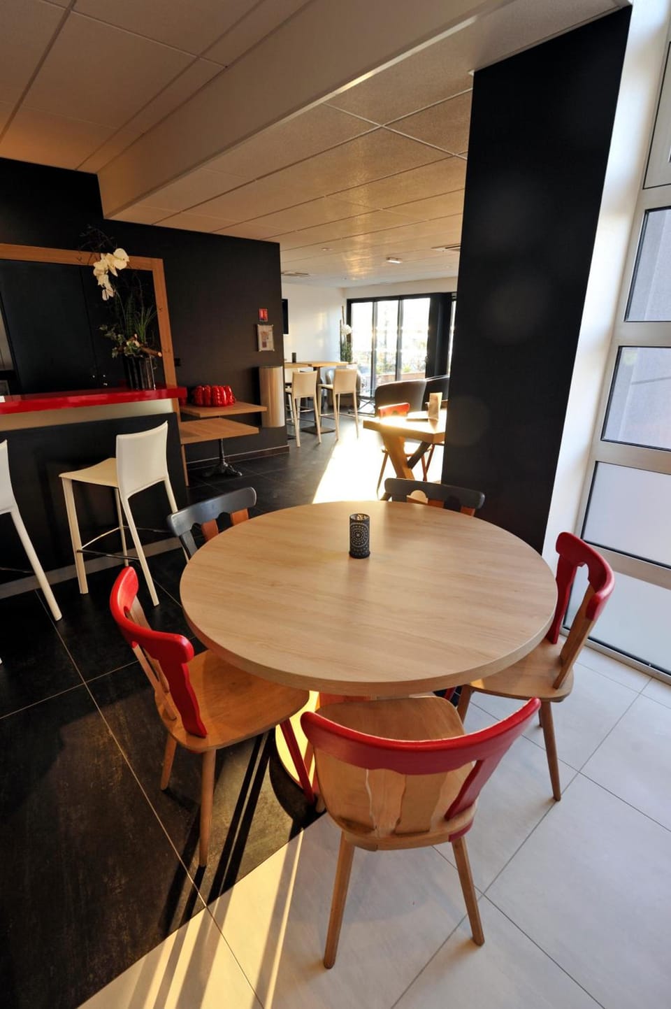 Shared lounge/TV area