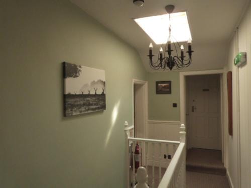 Twin Oaks Guest House Hotel in New Forest District