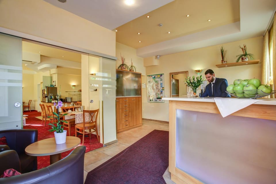 Rhein Neckar Hotel 24h Self Check-in Hotel in Mannheim