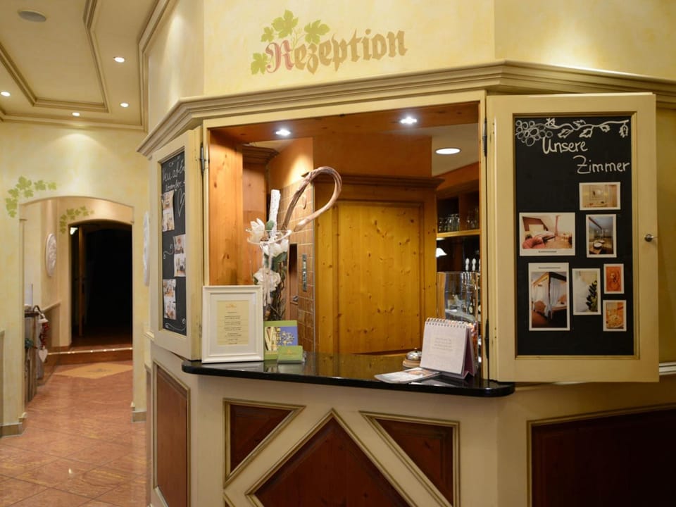 Land-gut Hotel zum Lowen Garni Hotel in Hesse