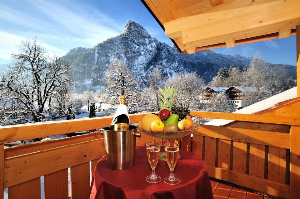 Landhotel Bold Oberammergau Hotel in Tyrol