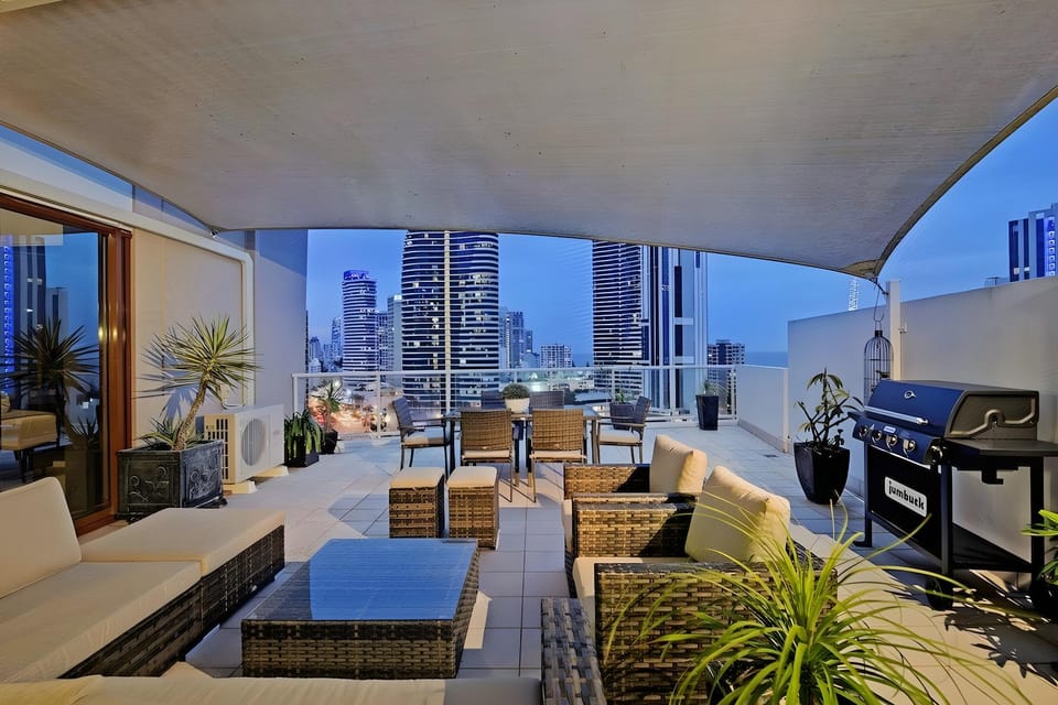 Broadbeach Savannah Resort Apartment hotel in Gold Coast