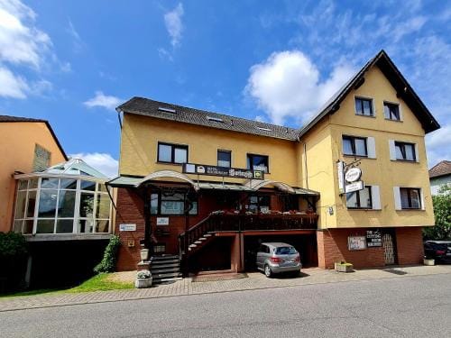 Hotel-Barbarossa-Garni bei Hanau Hotel in Hesse