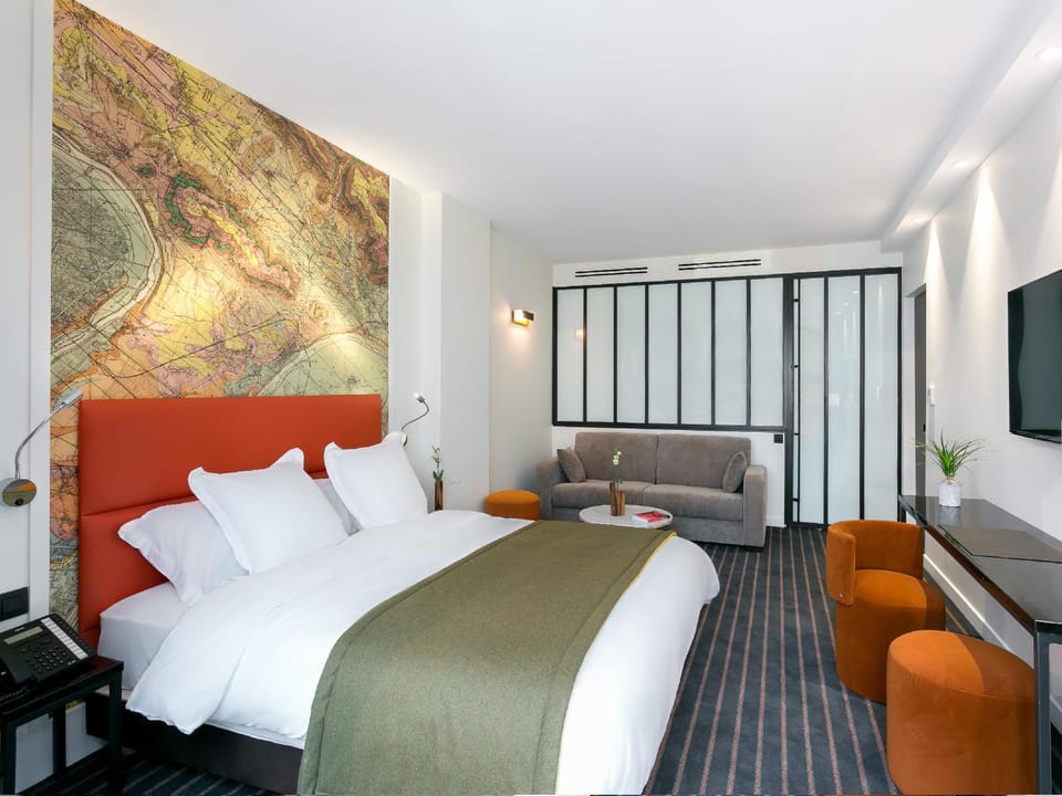 Guestroom