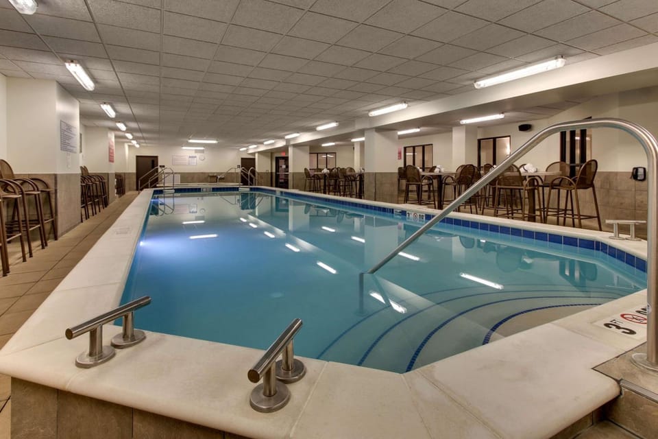Drury Plaza Hotel Cleveland Downtown Hotel in Cleveland Heights