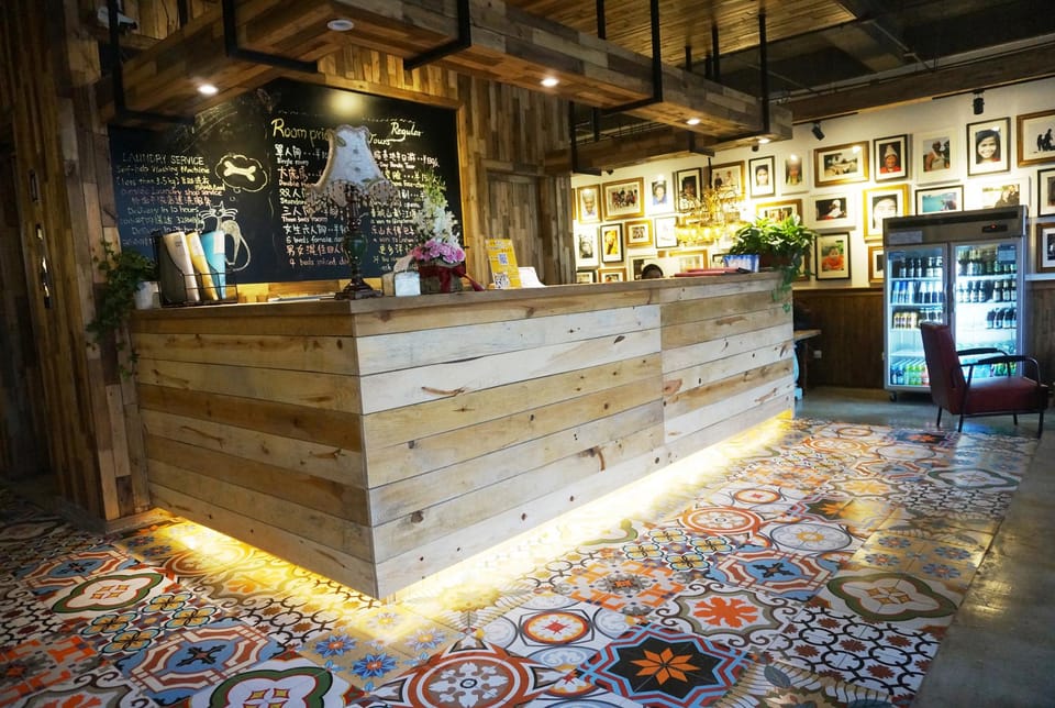 SONDERIA Lazybones Hostel - Chenghuangmiao Metro Hostel in Chengdu
