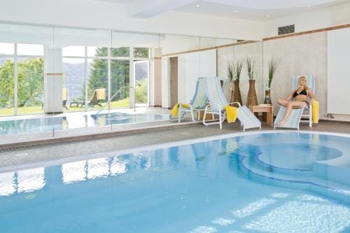 PlusNaturHotel direkt am Ederseeufer Waldhotel Wiesemann und Ferienapartments Hotel in Hesse
