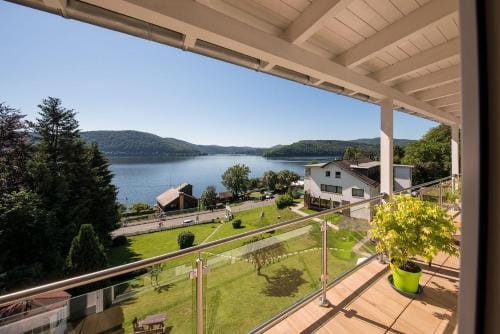 PlusNaturHotel direkt am Ederseeufer Waldhotel Wiesemann und Ferienapartments Hotel in Hesse