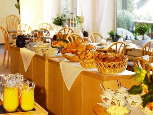 BELVEDERE - das BIO HOTEL Garni & SuiteHotel am Edersee ! Unser Geschenk fur Sie, auch die GasteCard Hotel in Hesse