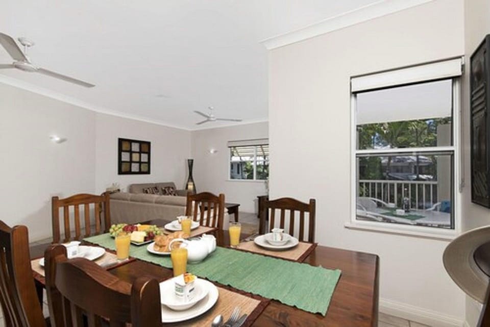 The Reef Retreat Hotel Resort in Palm Cove