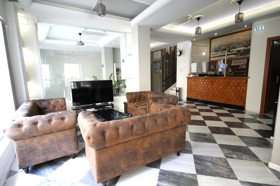 Mirabello Hotel Hotel in Heraklion