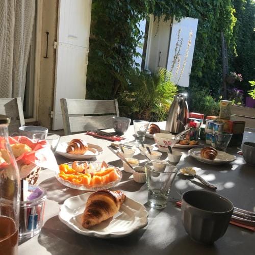Chambres d'Hotes et Gites Le Mas Mellou Hotel in Provence-Alpes-Côte d'Azur
