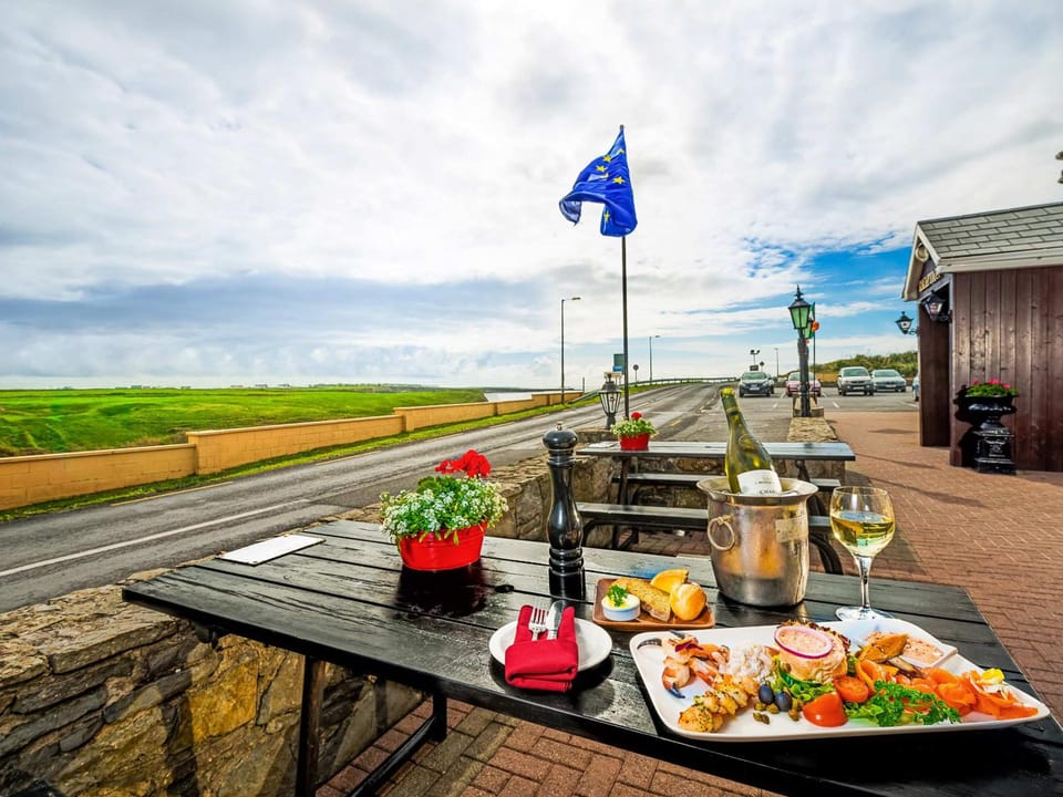 Bellbridge House Hotel Hotel in County Clare