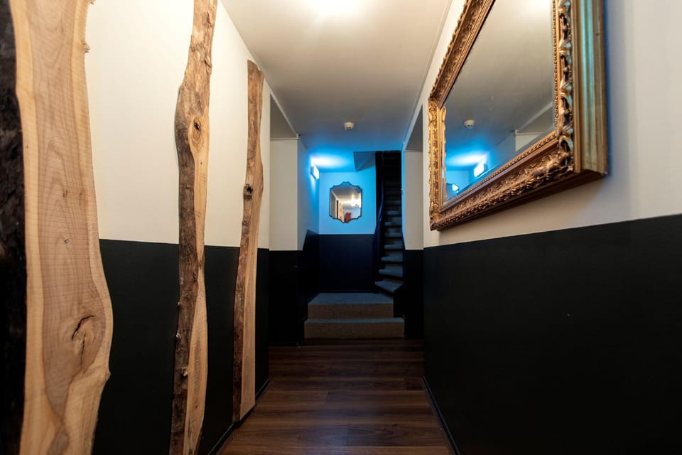 Quentin Canal House Hotel in Amsterdam